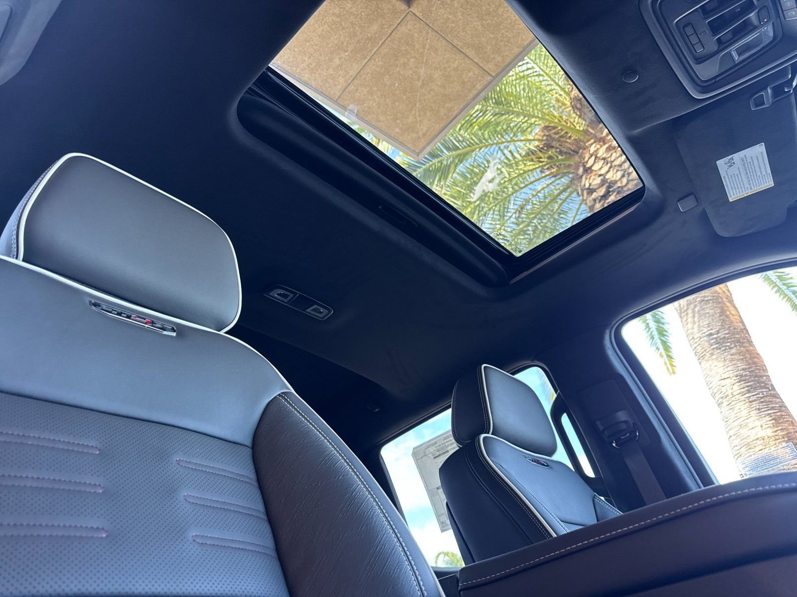 2026 GMC Sierra 1500 AT4X - Photo 15