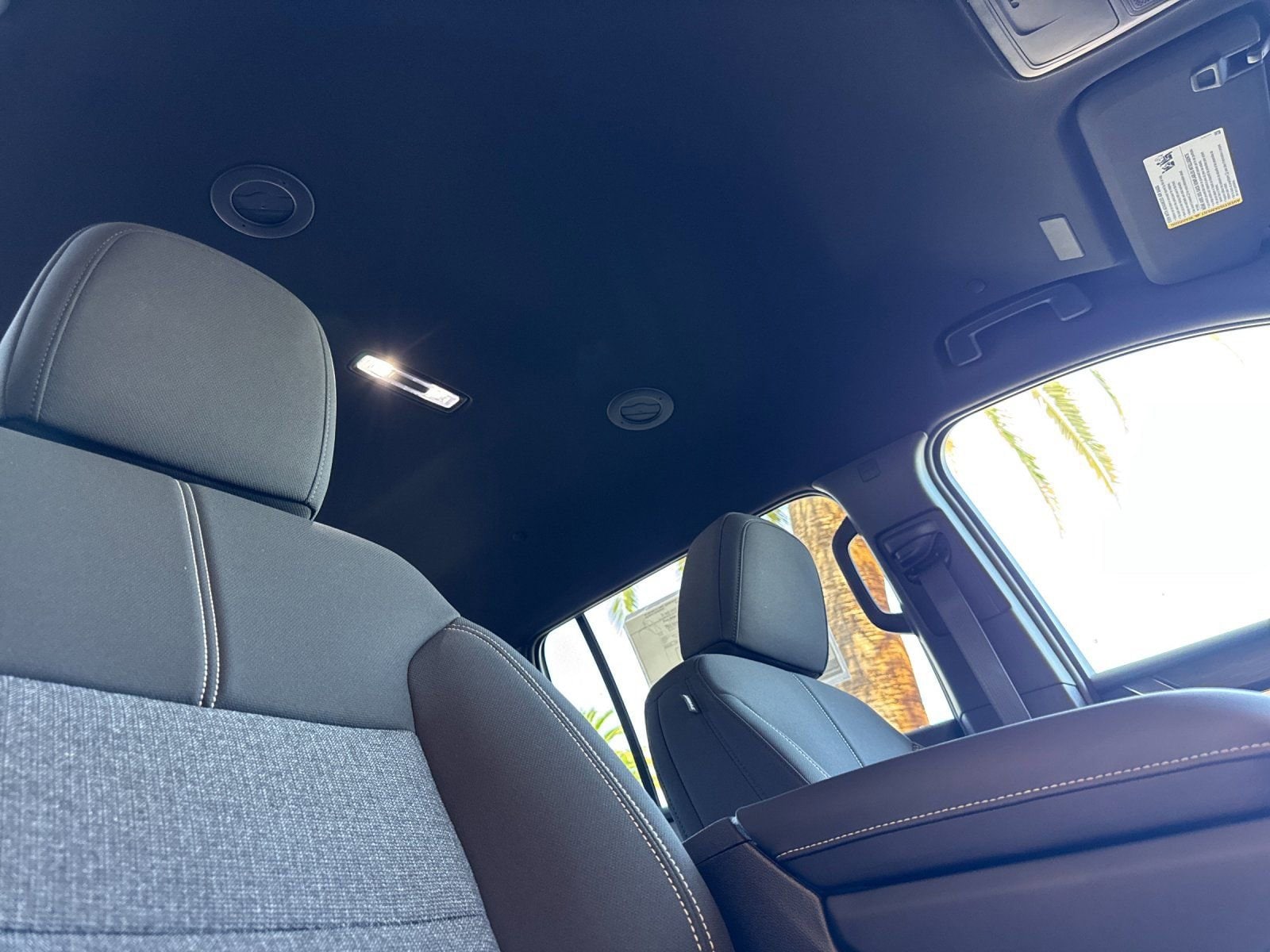 2026 GMC Acadia Elevation - Photo 17