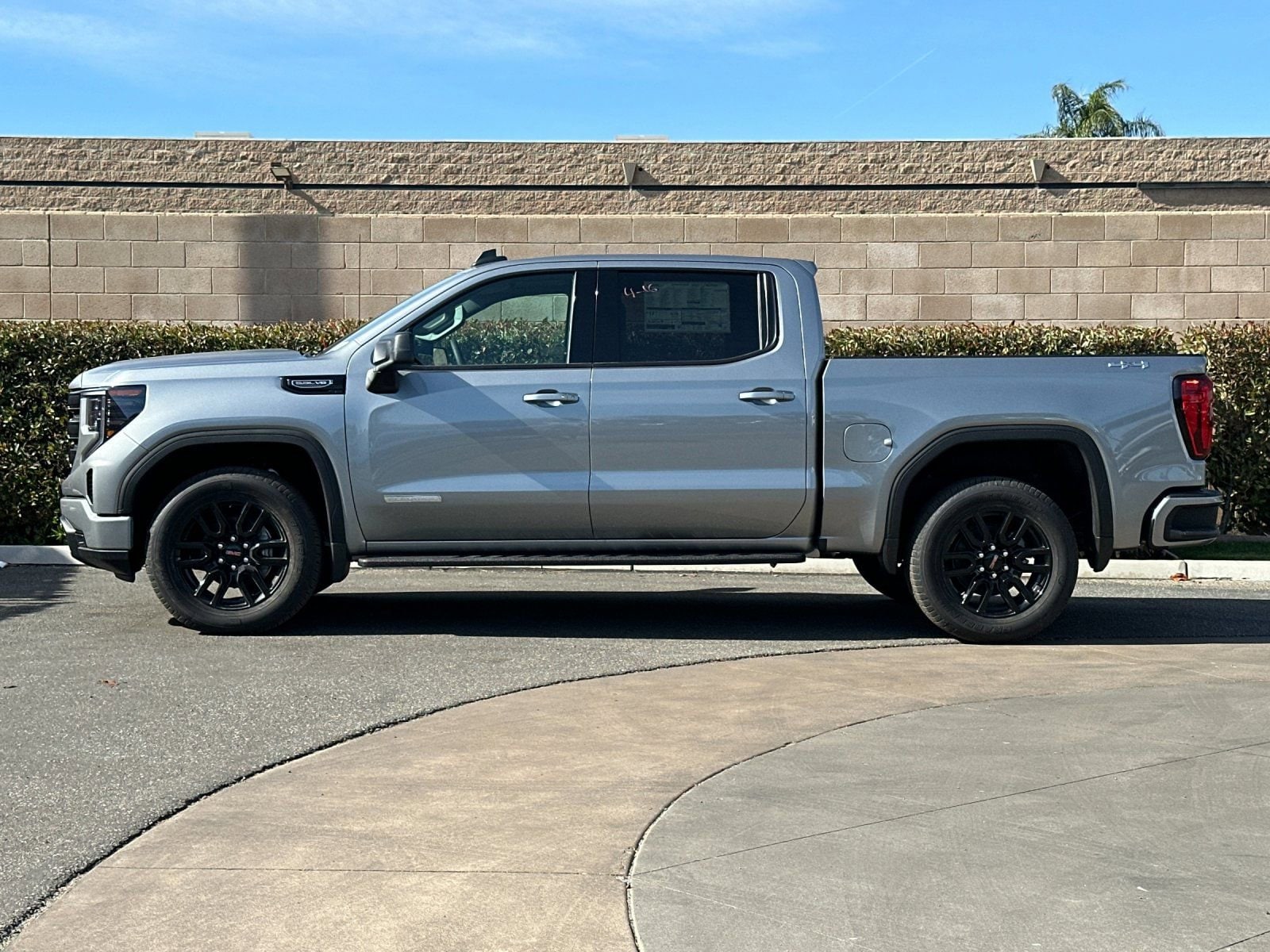 2026 GMC Sierra 1500 Elevation photo 5