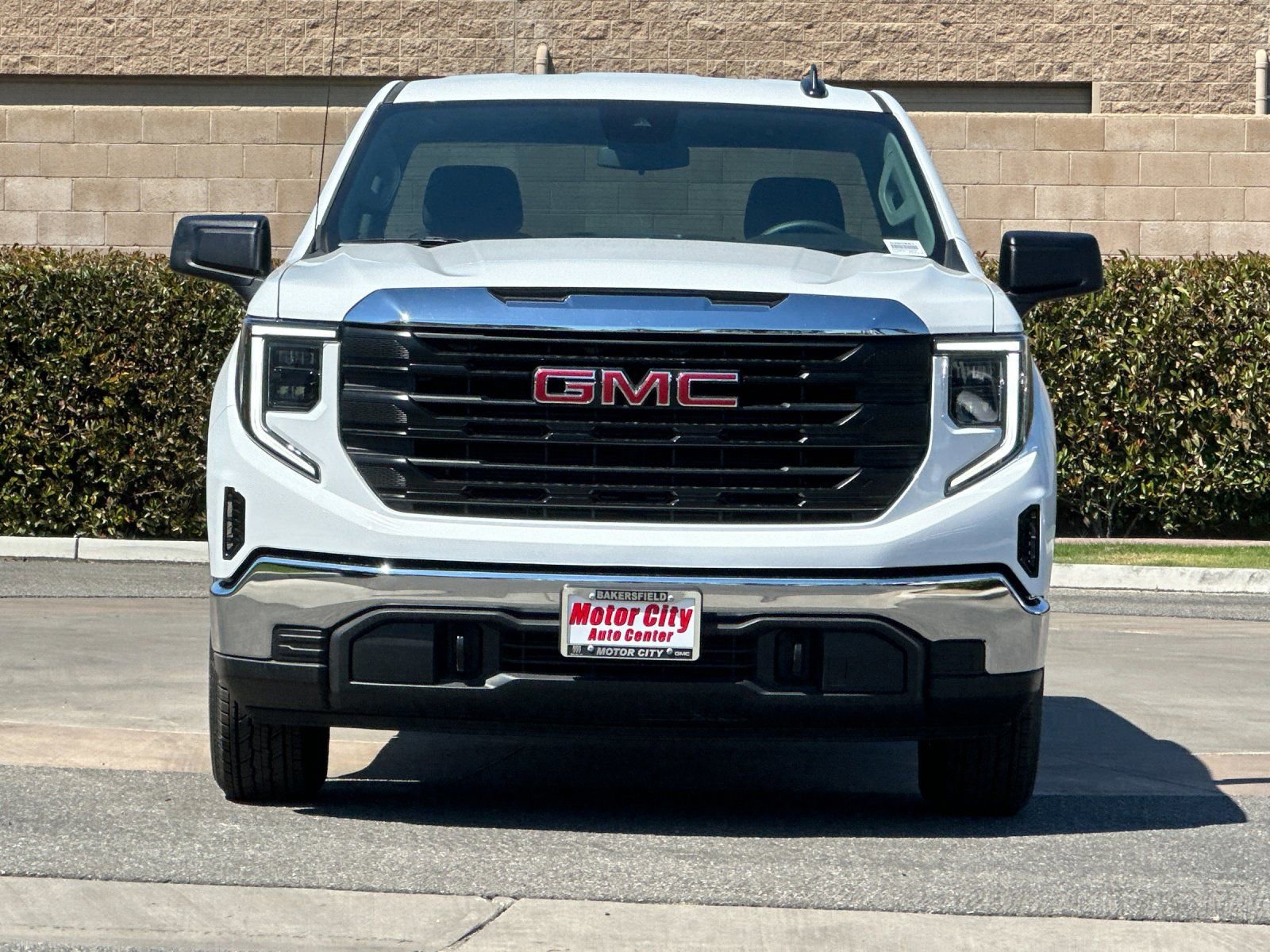 2026 GMC Sierra 1500 Pro photo 3