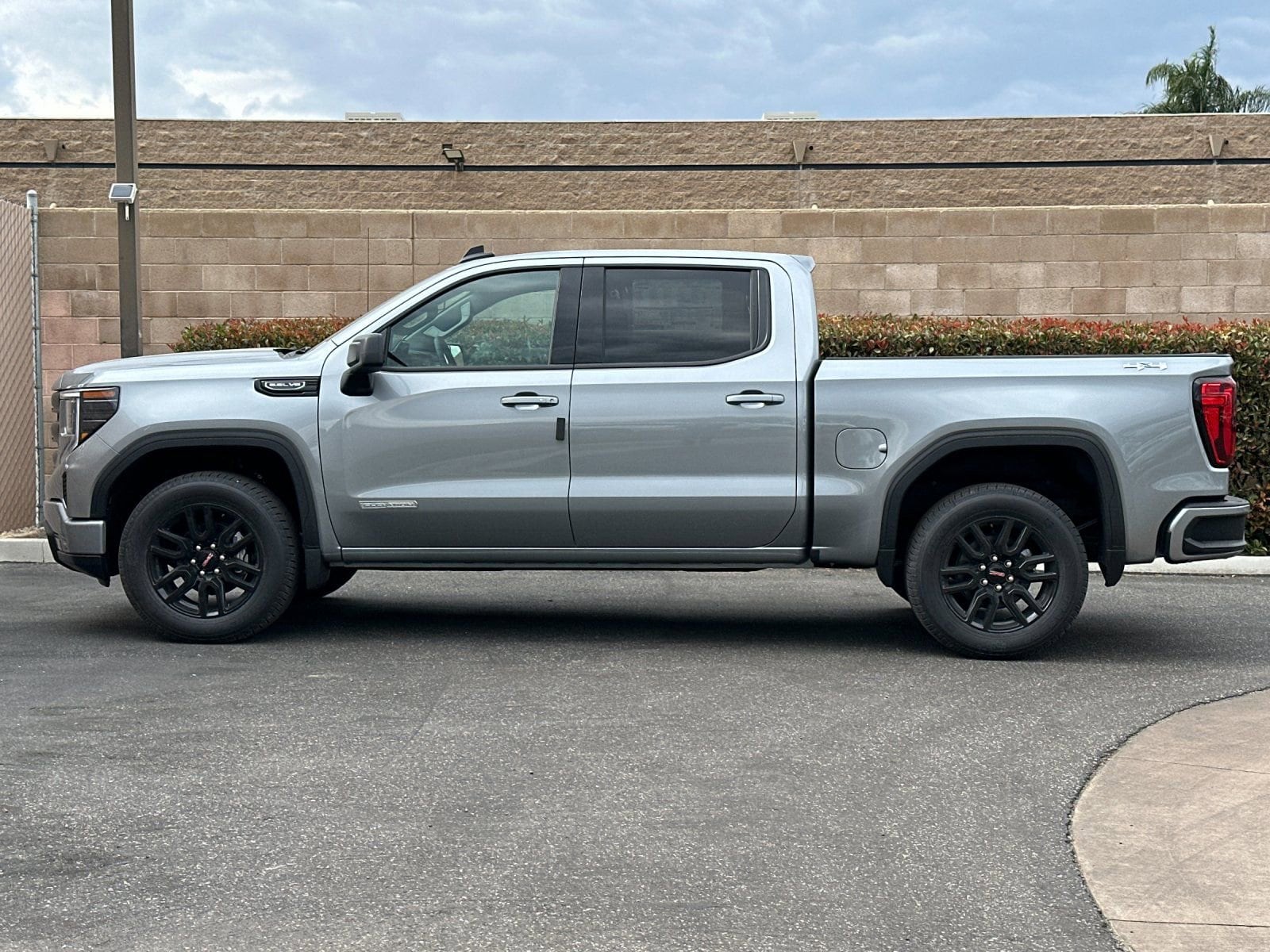 2026 GMC Sierra 1500 Elevation - Photo 6