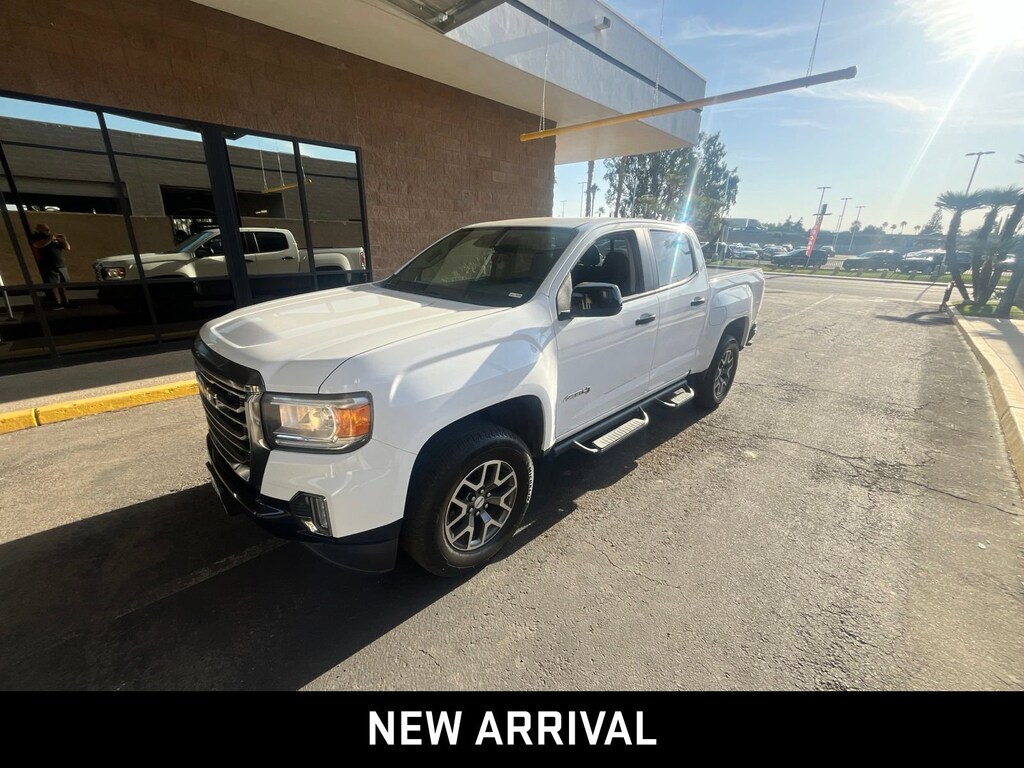 Used 2022 GMC Canyon 4WD AT4 w/Leather Truck Crew Cab