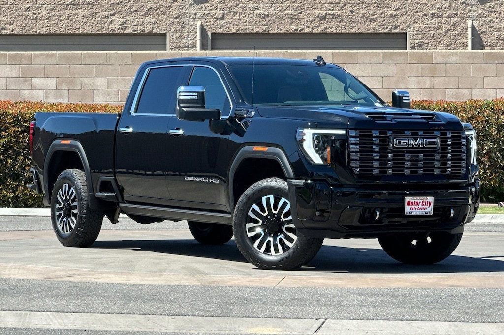 Used 2025 GMC Sierra 2500 HD Denali Ultimate Truck