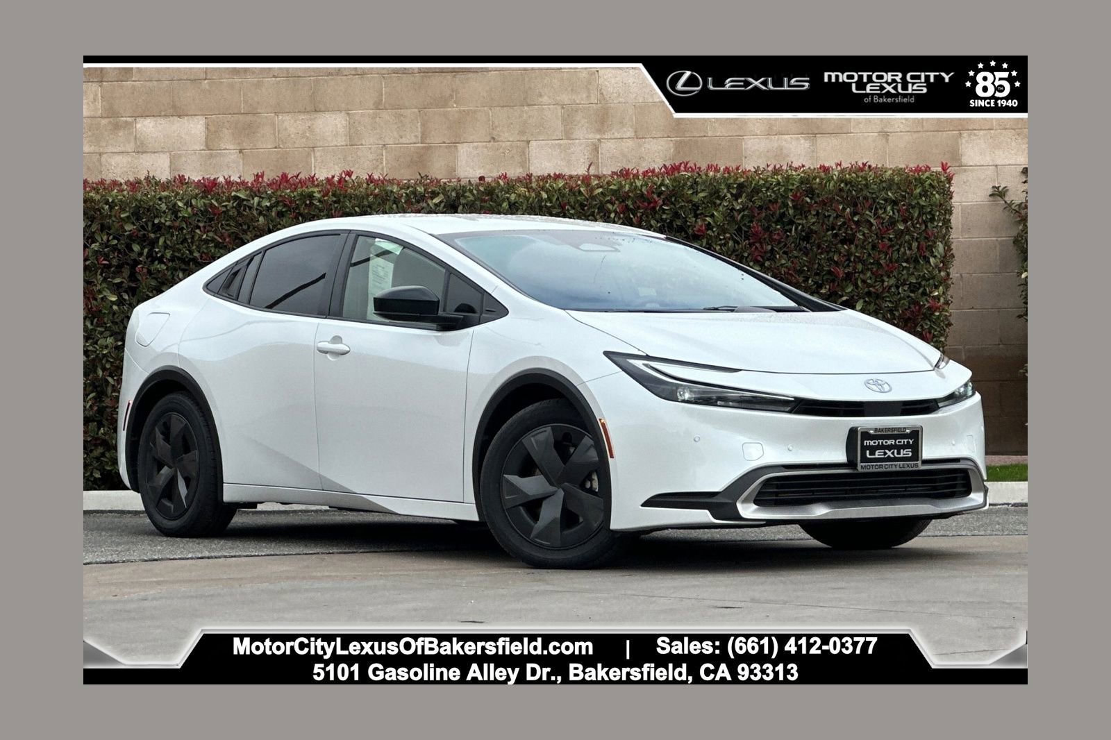 2024 Toyota Prius Prime SE's photo