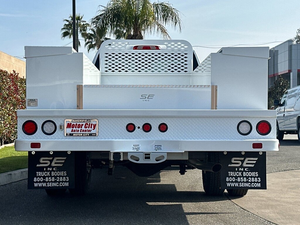New 2025 GMC Sierra 3500 HD Pro DRW Truck