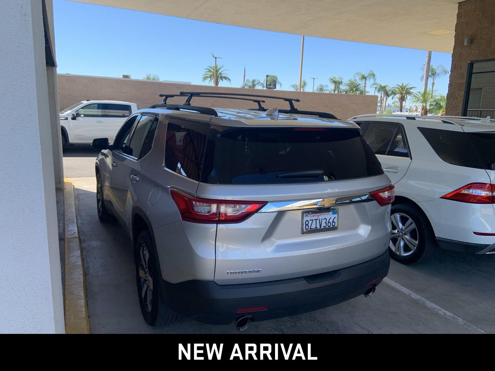 2021 Chevrolet Traverse Leather photo 3