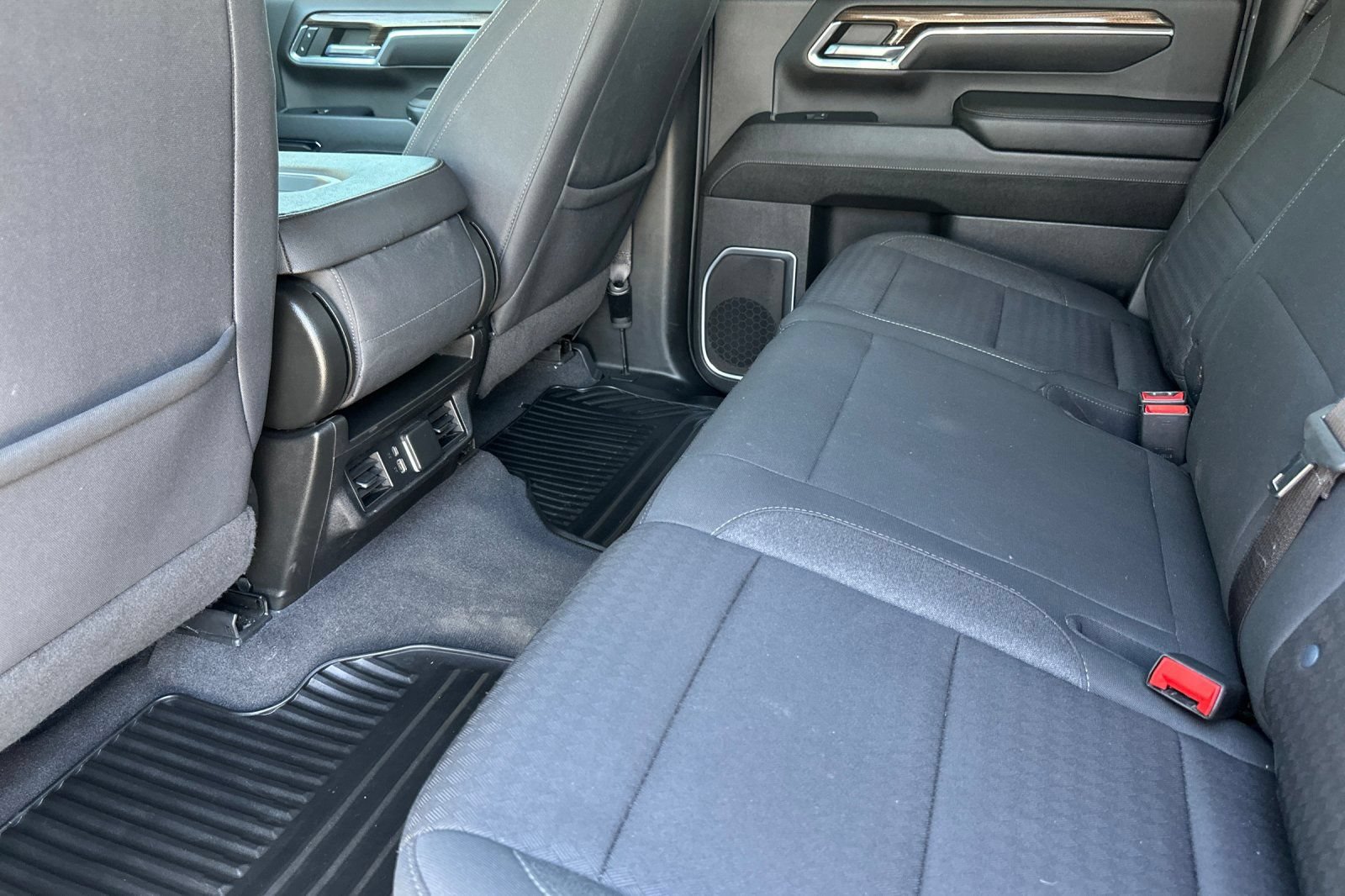 2024 Chevrolet Silverado 3500HD LT - Photo 13