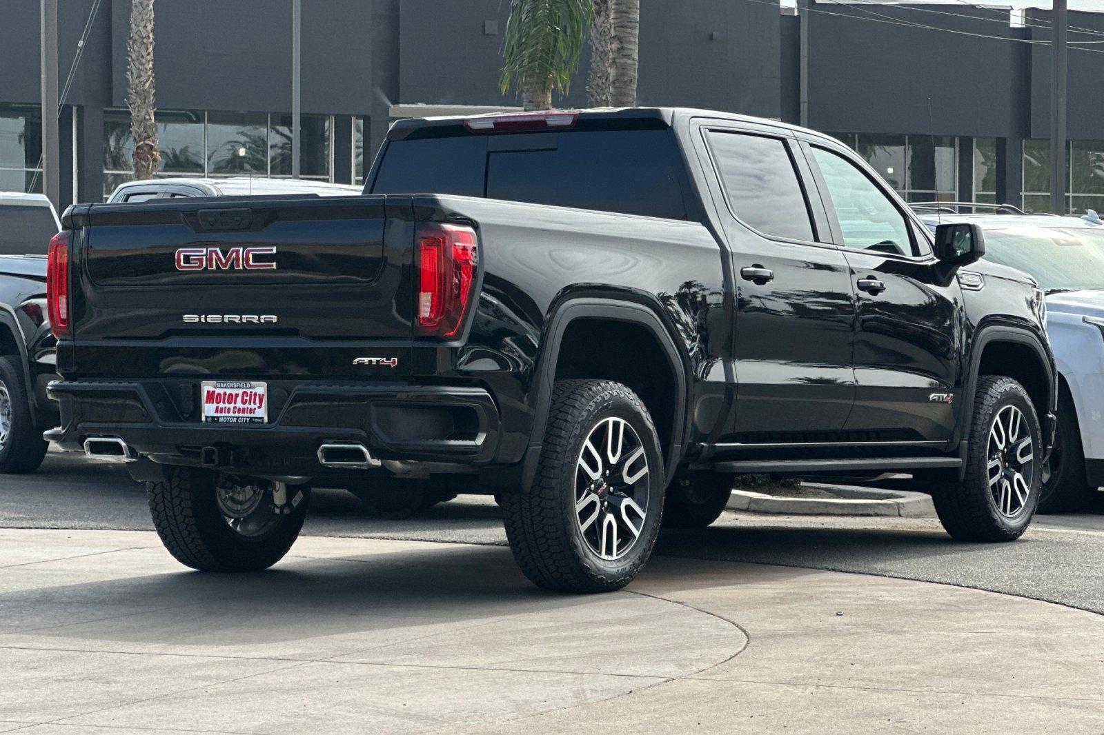 2025 Gmc Sierra 1500 AT4 photo 3