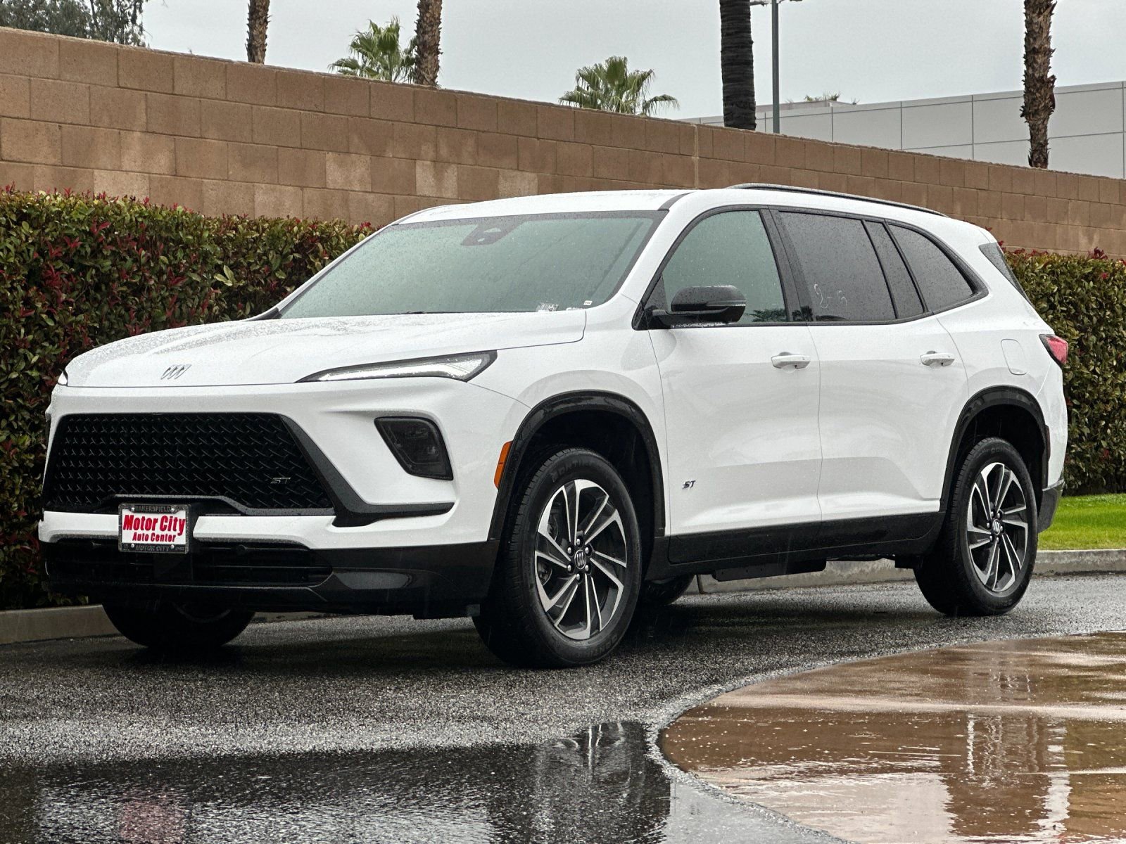 2026 Buick Enclave Sport Touring photo 6