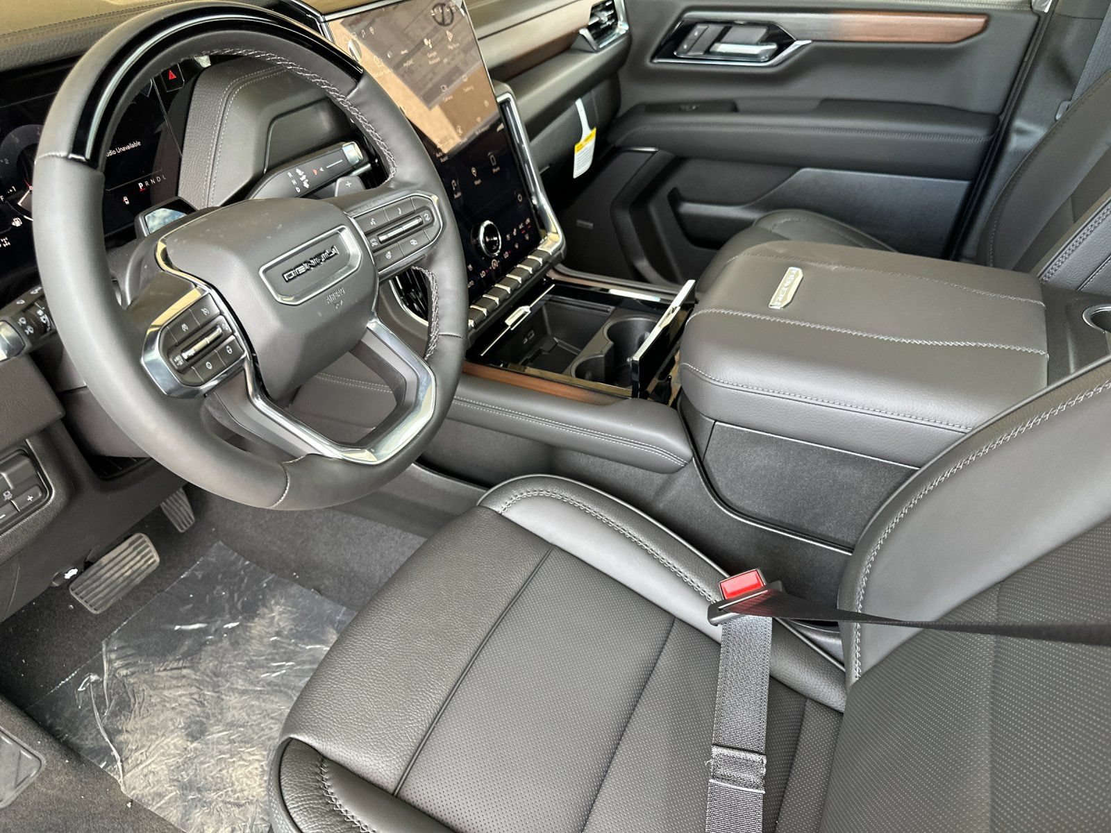 2026 GMC Yukon XL Denali - Photo 9