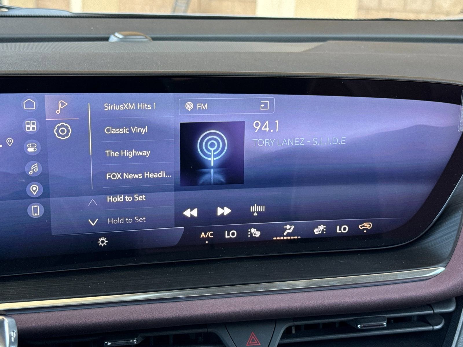 2026 Buick Envision Sport Touring - Photo 17