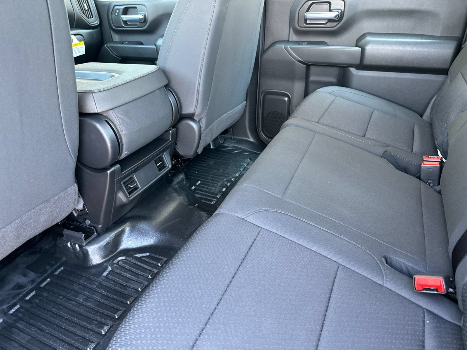 2026 GMC Sierra 3500 Chassis Cab Pro - Photo 11