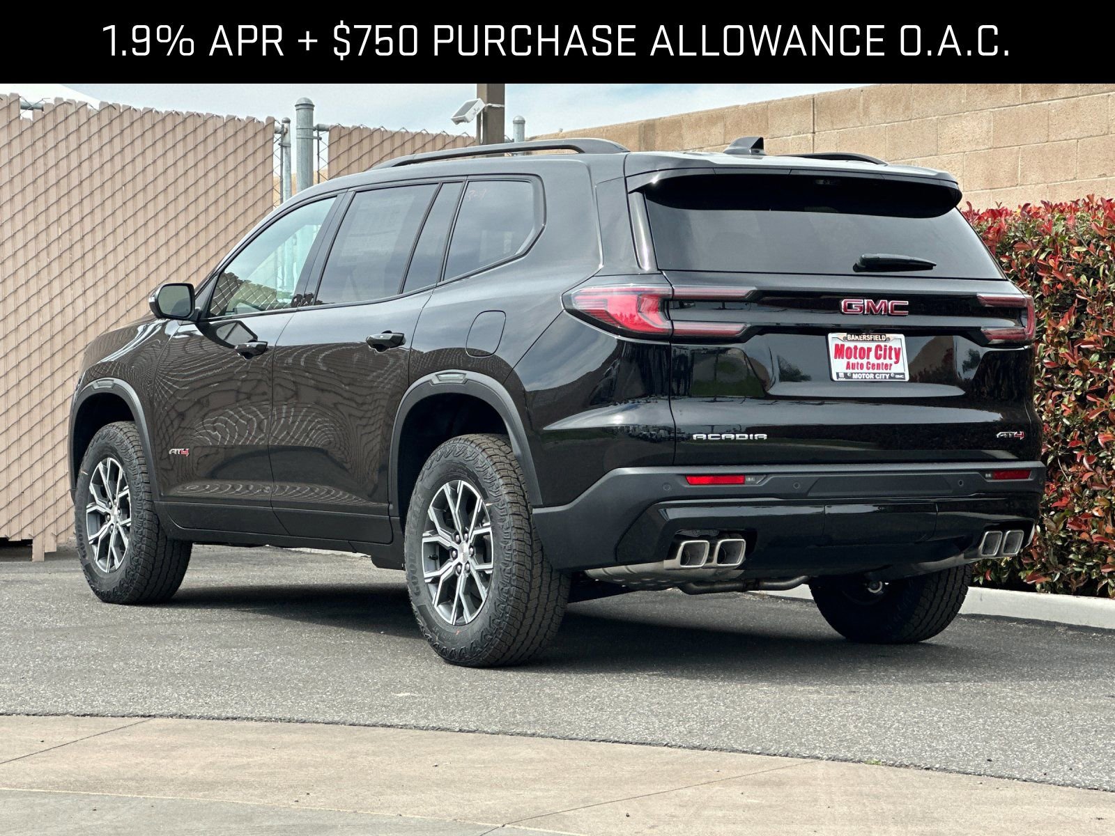 2026 GMC Acadia AT4 photo 4