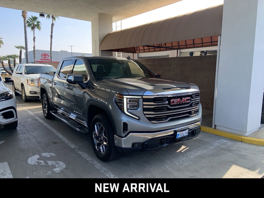 Certified 2025 GMC Sierra 1500 SLT Truck Crew Cab