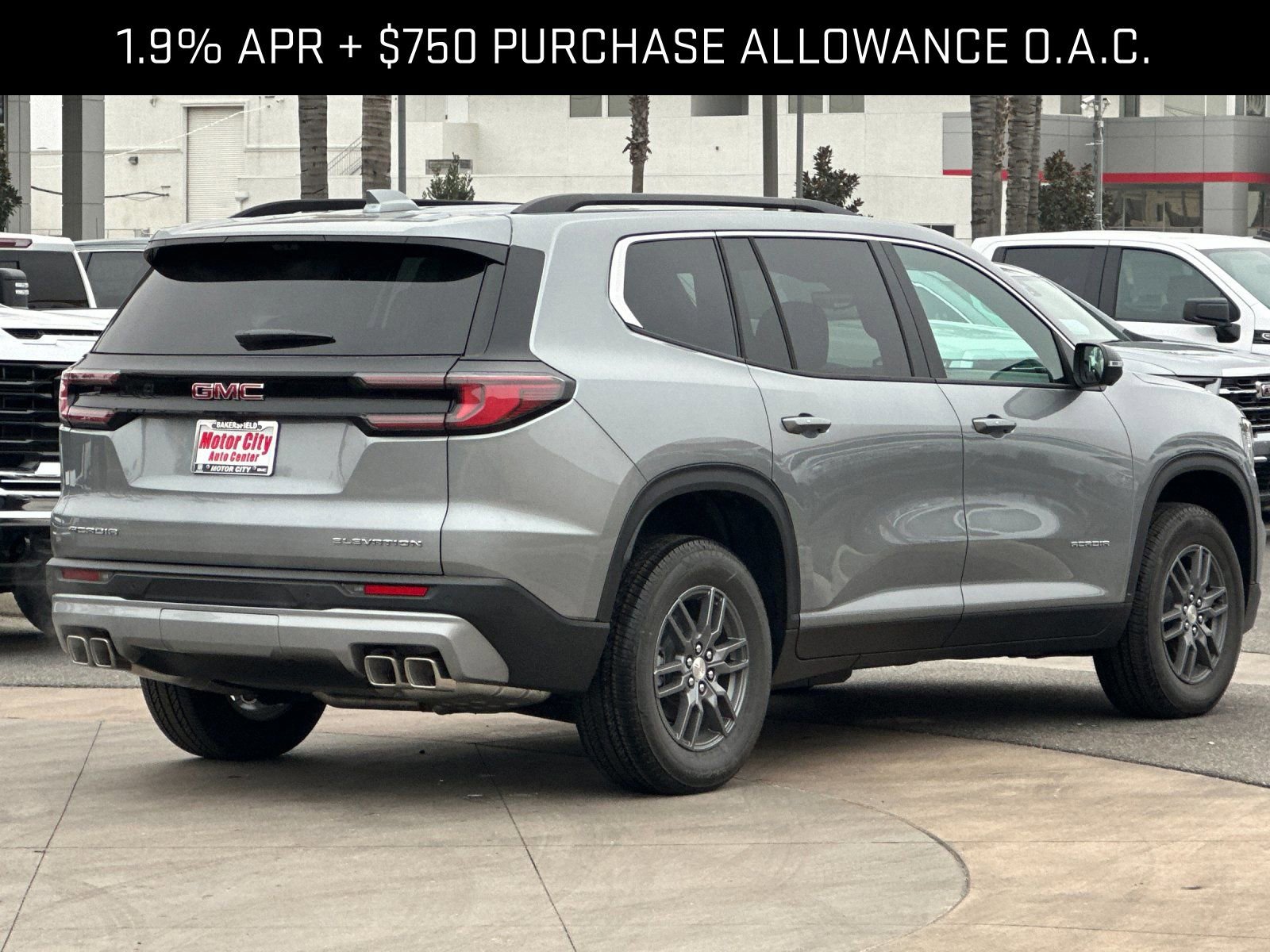 2026 GMC Acadia Elevation photo 2