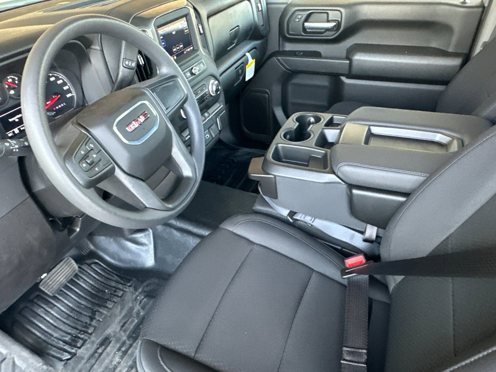 2025 GMC Sierra 2500HD Pro - Photo 10