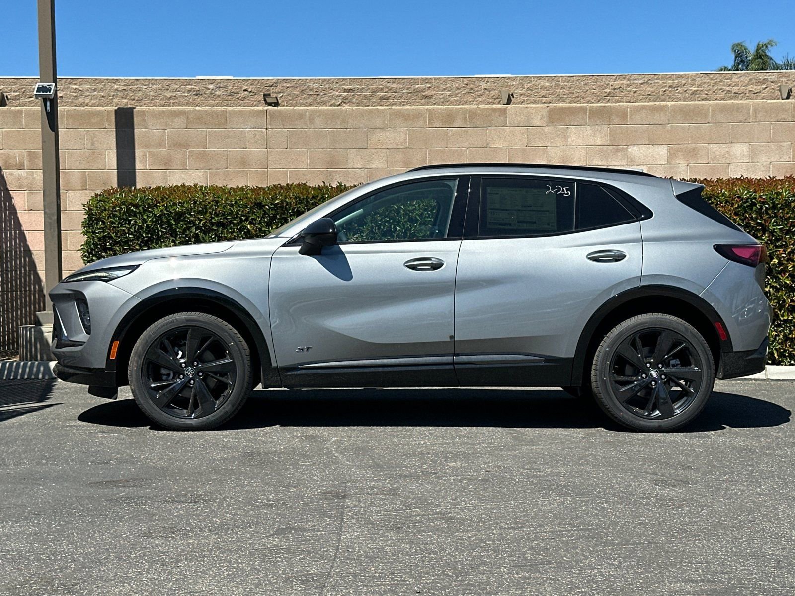 2026 Buick Envision Sport Touring photo 5