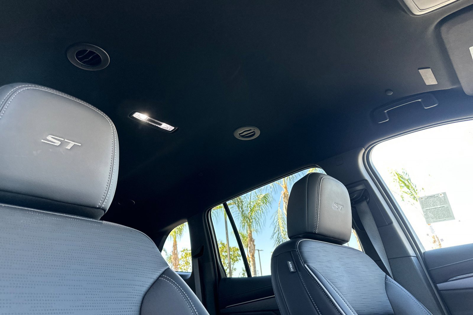 2026 Buick Enclave Sport Touring - Photo 19