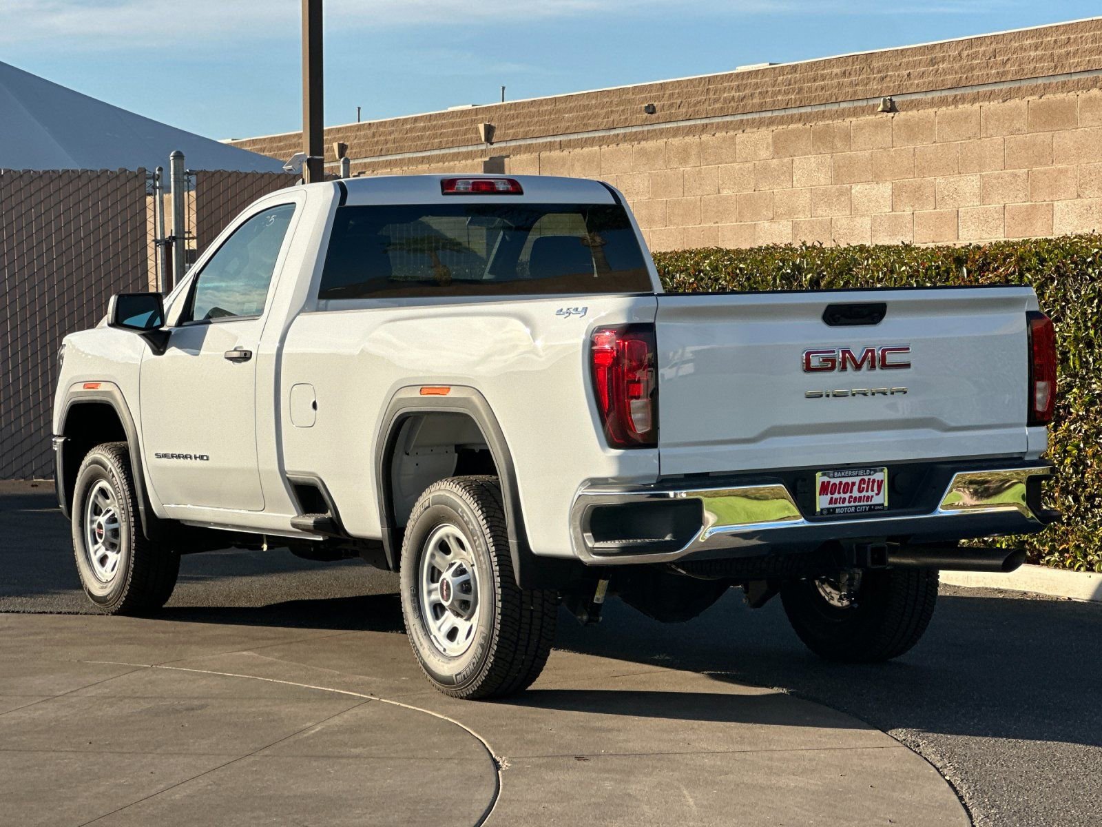 2025 GMC Sierra 2500 HD Pro photo 5