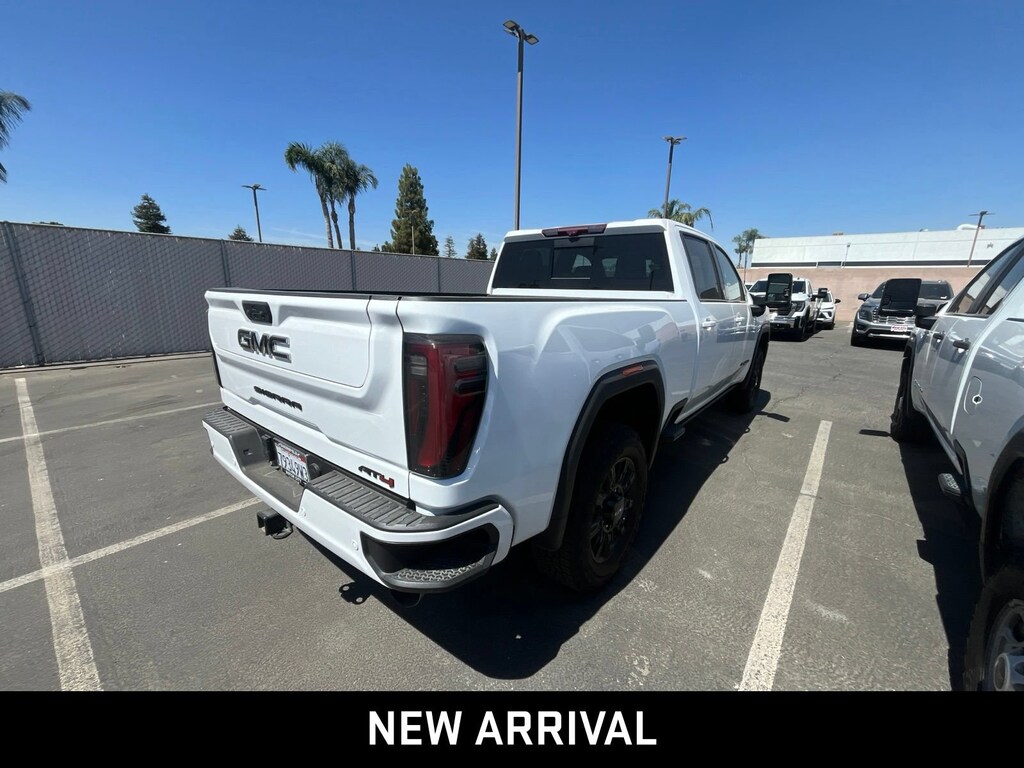 Used 2024 GMC Sierra 2500 HD AT4 Truck