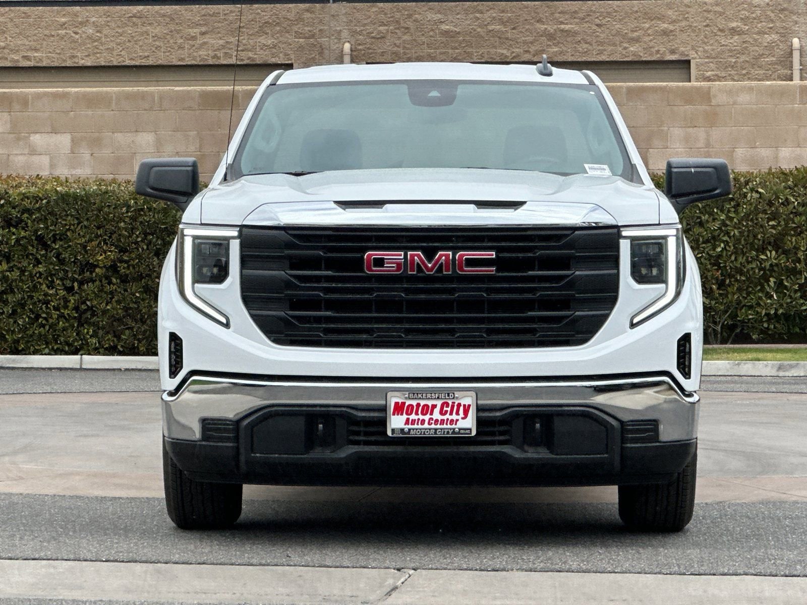 2026 GMC Sierra 1500 Pro photo 3