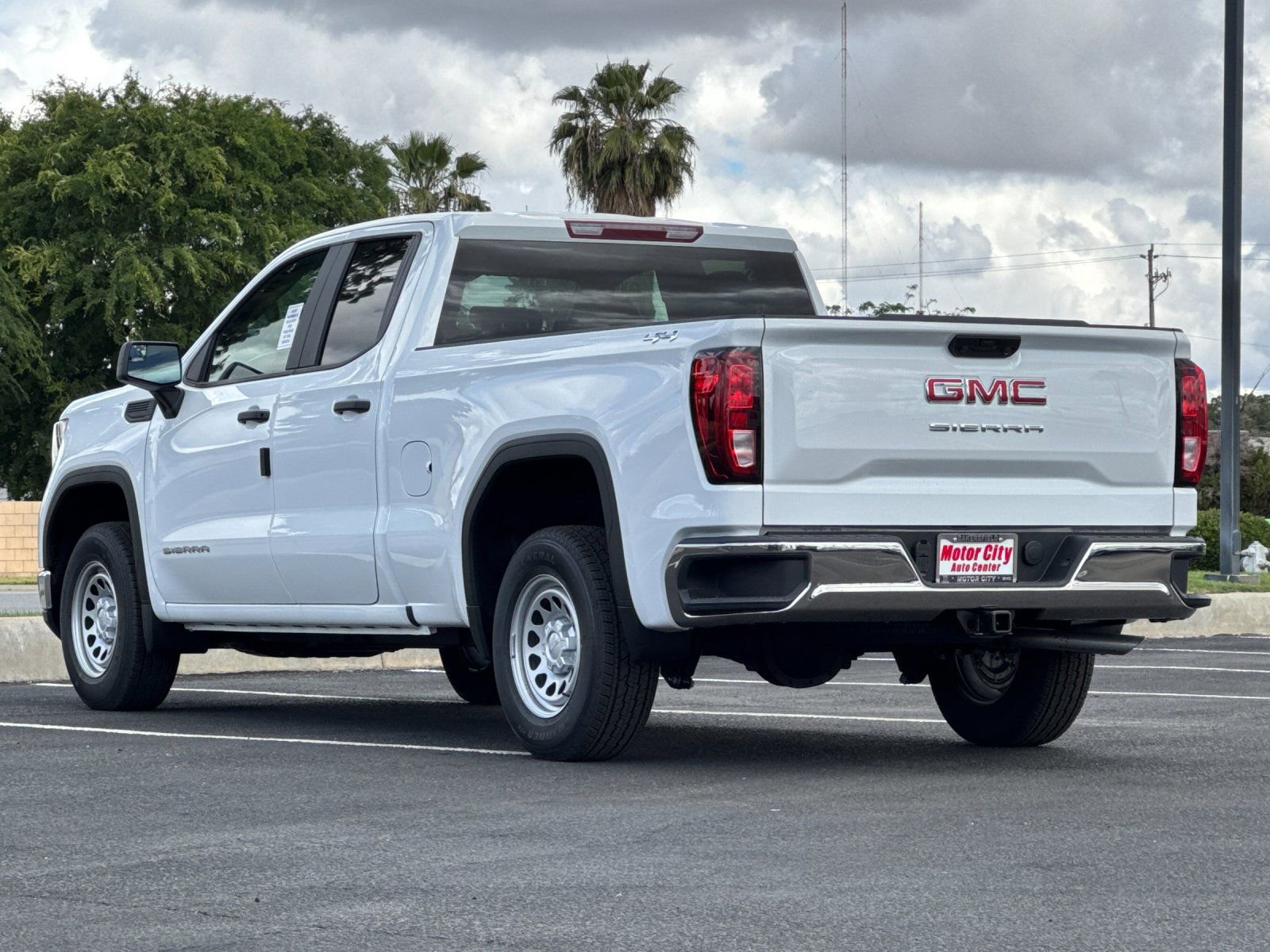 2026 GMC Sierra 1500 Pro photo 4