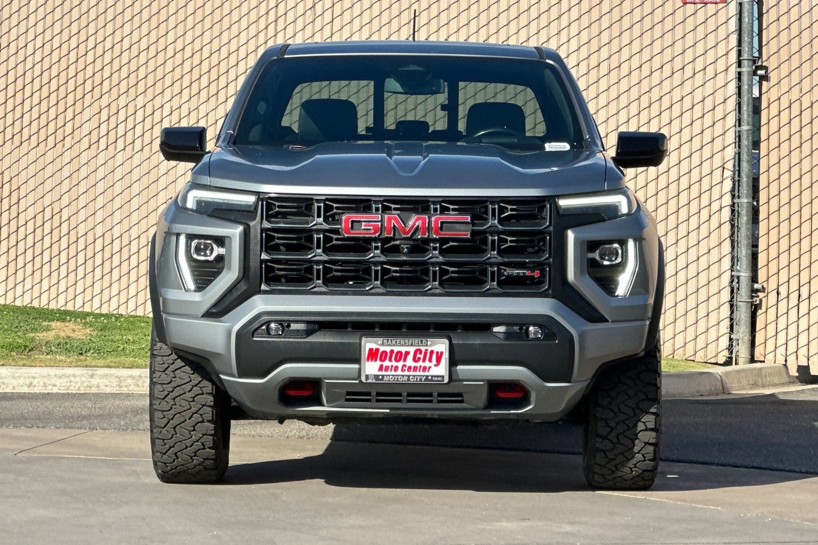 2023 GMC Canyon AT4 - Photo 9