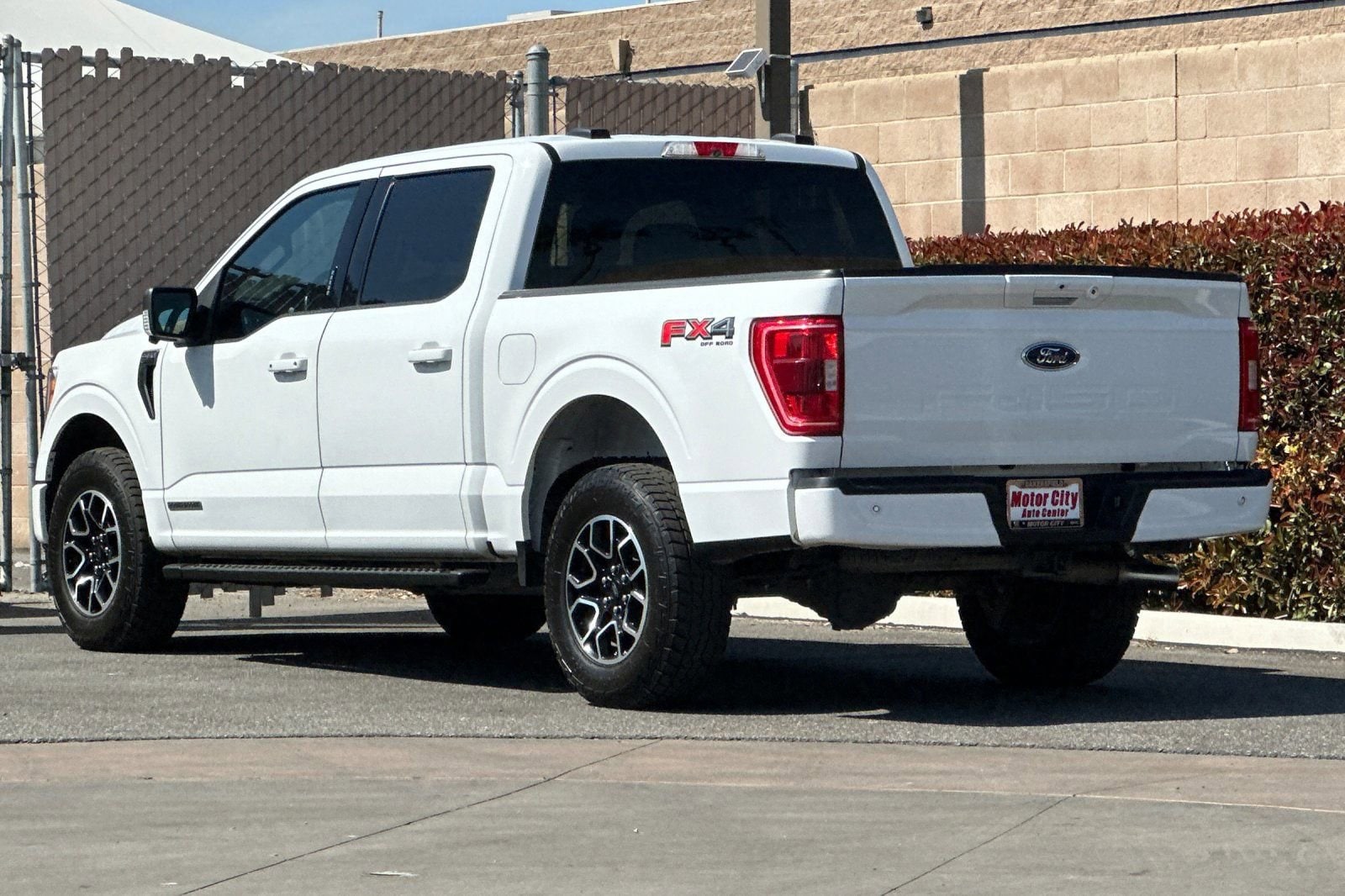 2022 Ford F-150 XL photo 5