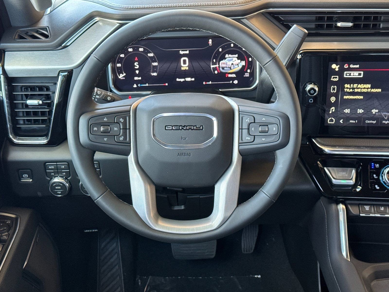 2026 GMC Sierra 2500HD Denali - Photo 13