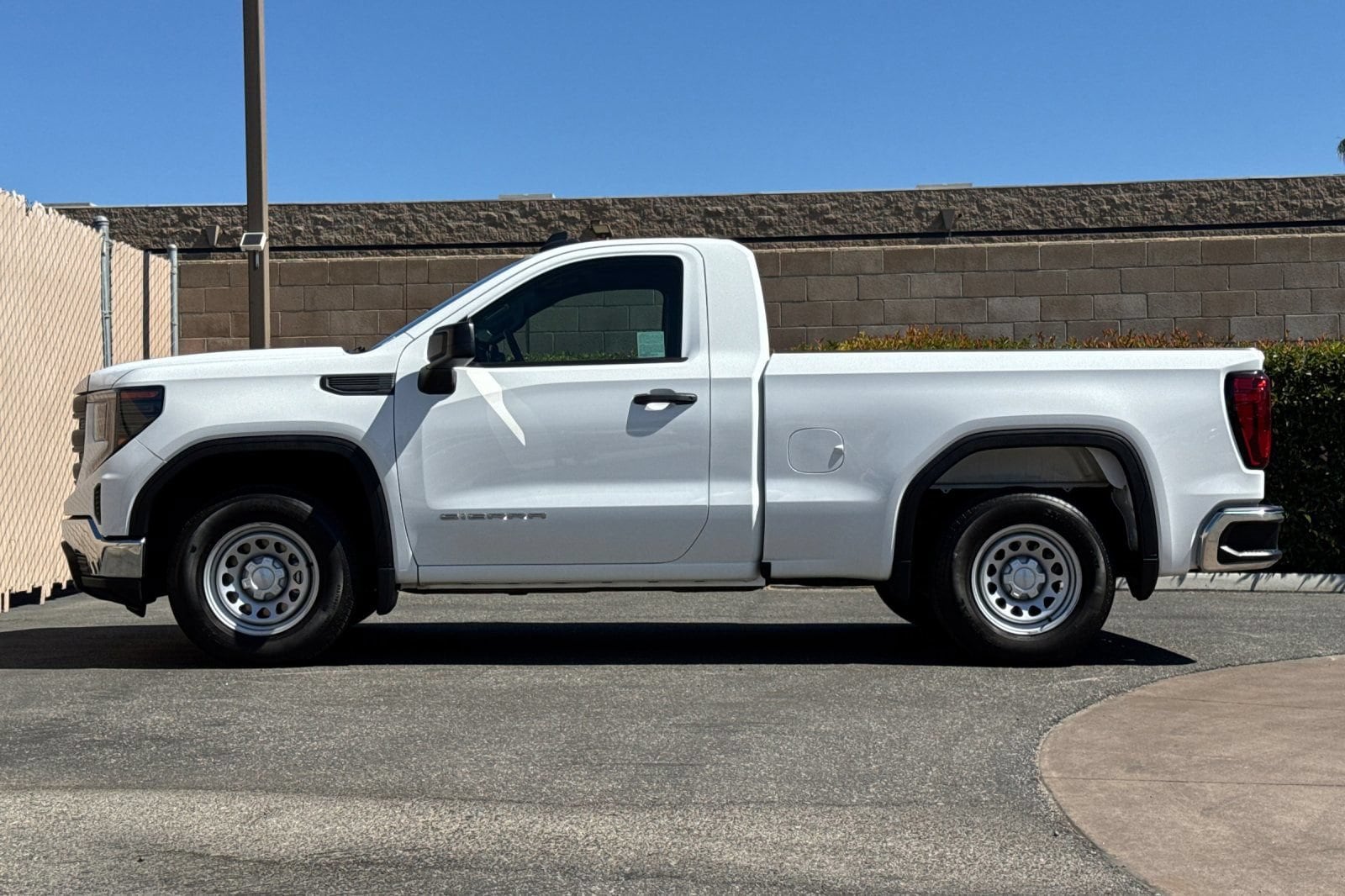 2024 GMC Sierra 1500 Pro - Photo 7