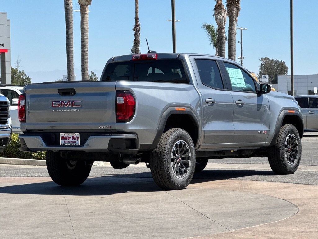 New 2026 GMC Canyon AT4 Truck