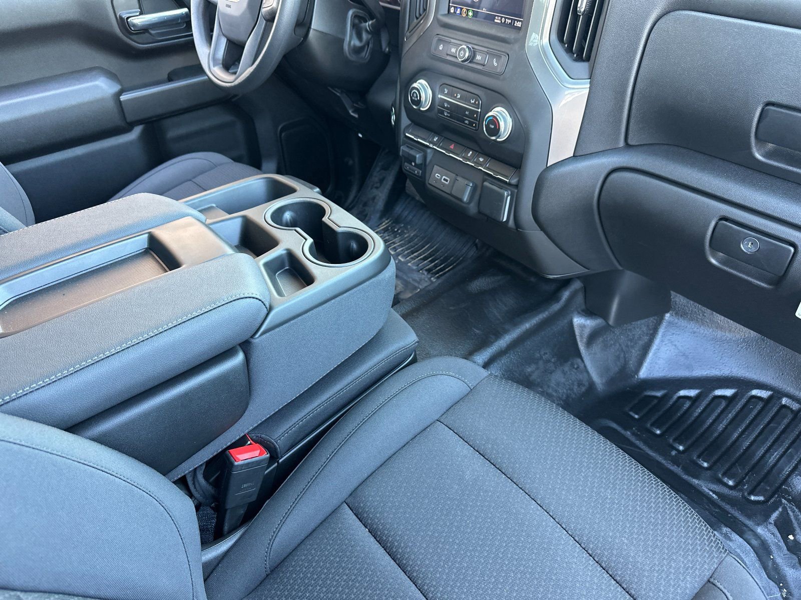 2025 GMC Sierra 3500HD Pro - Photo 13