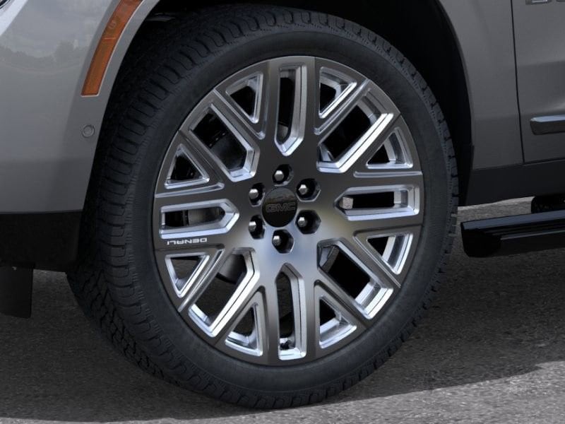 2026 GMC Yukon Denali Ultimate photo 3