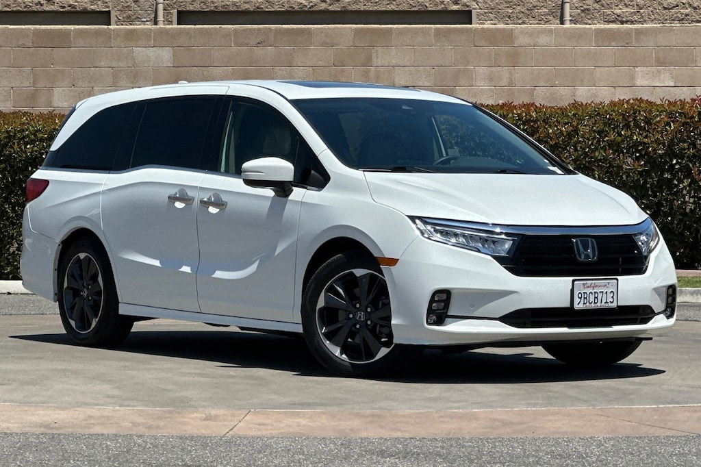 Used 2022 Honda Odyssey Elite Minivan