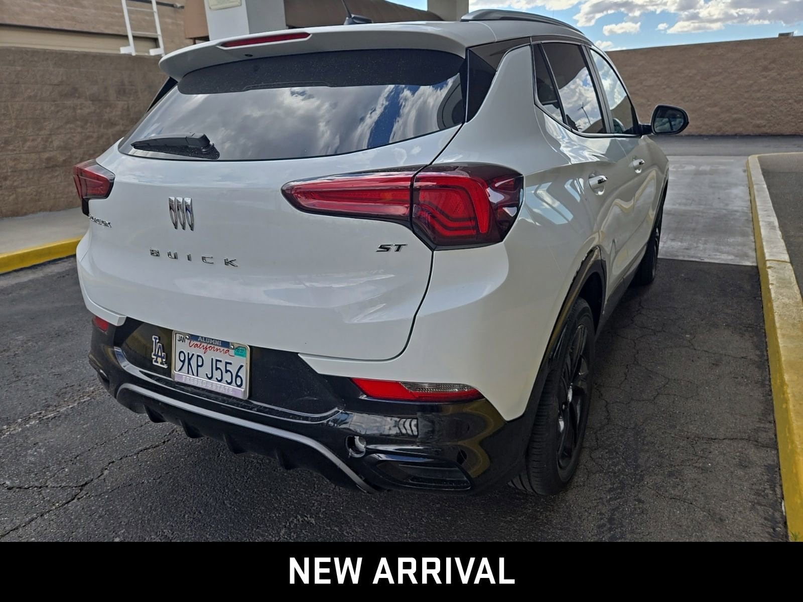 2024 Buick Encore GX Sport Touring photo 4