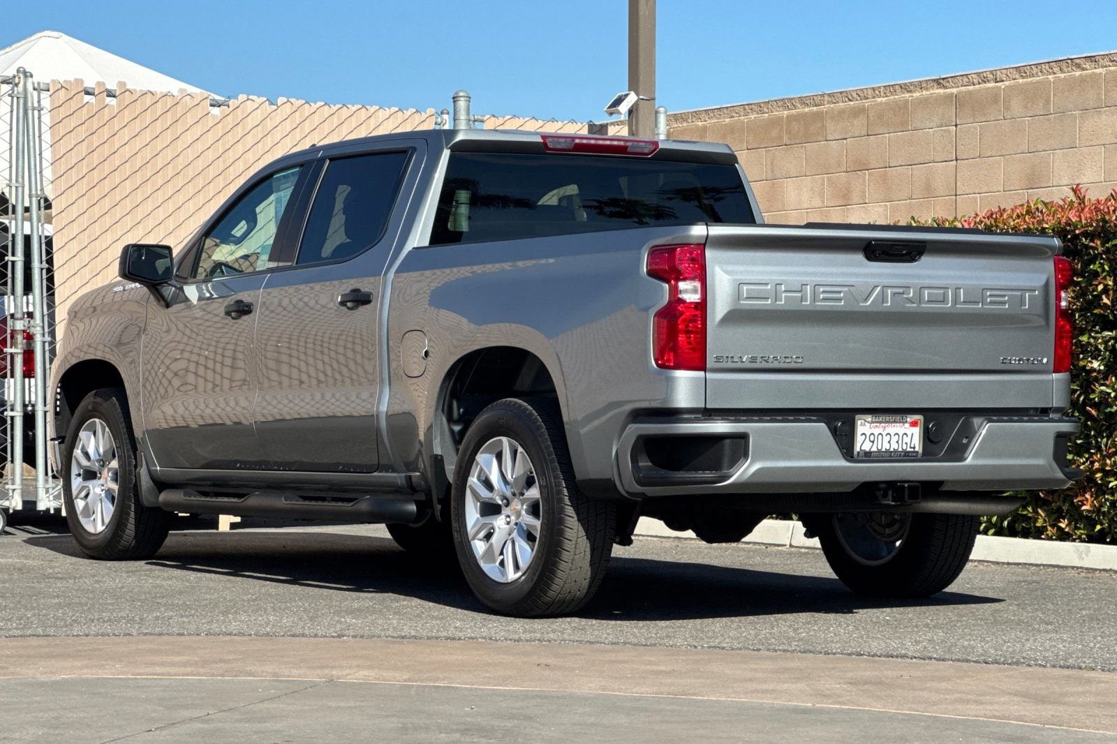 2025 Chevrolet Silverado 1500 Custom photo 5