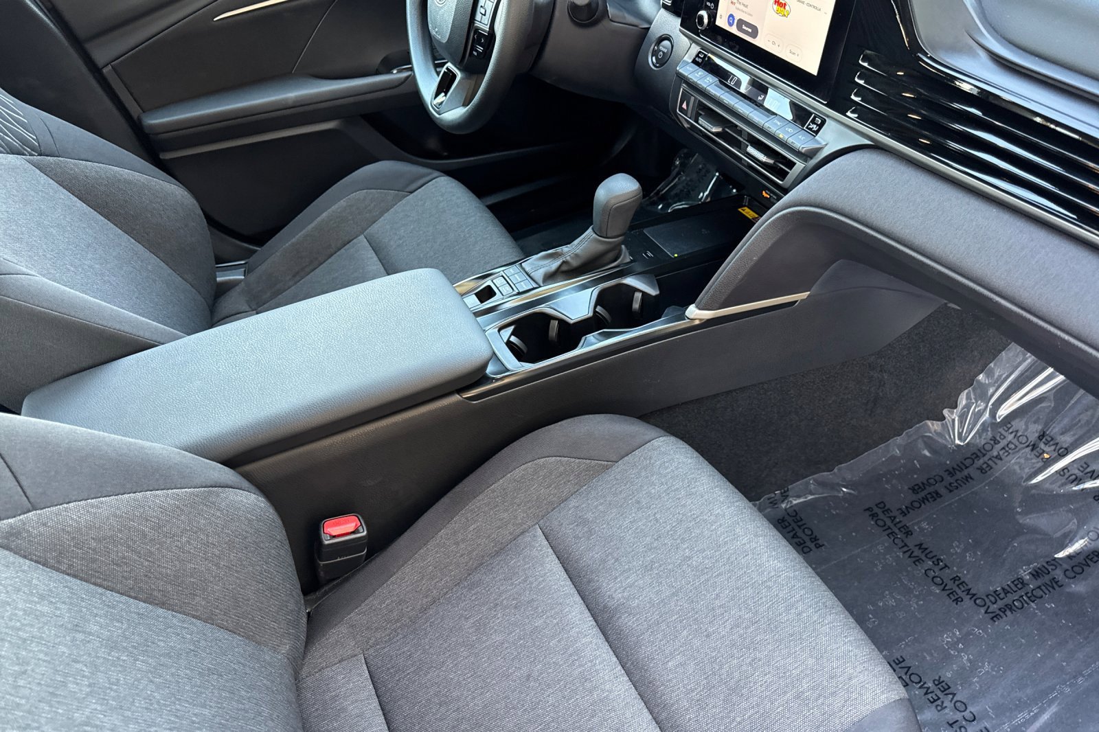 2026 Toyota Camry LE - Photo 16