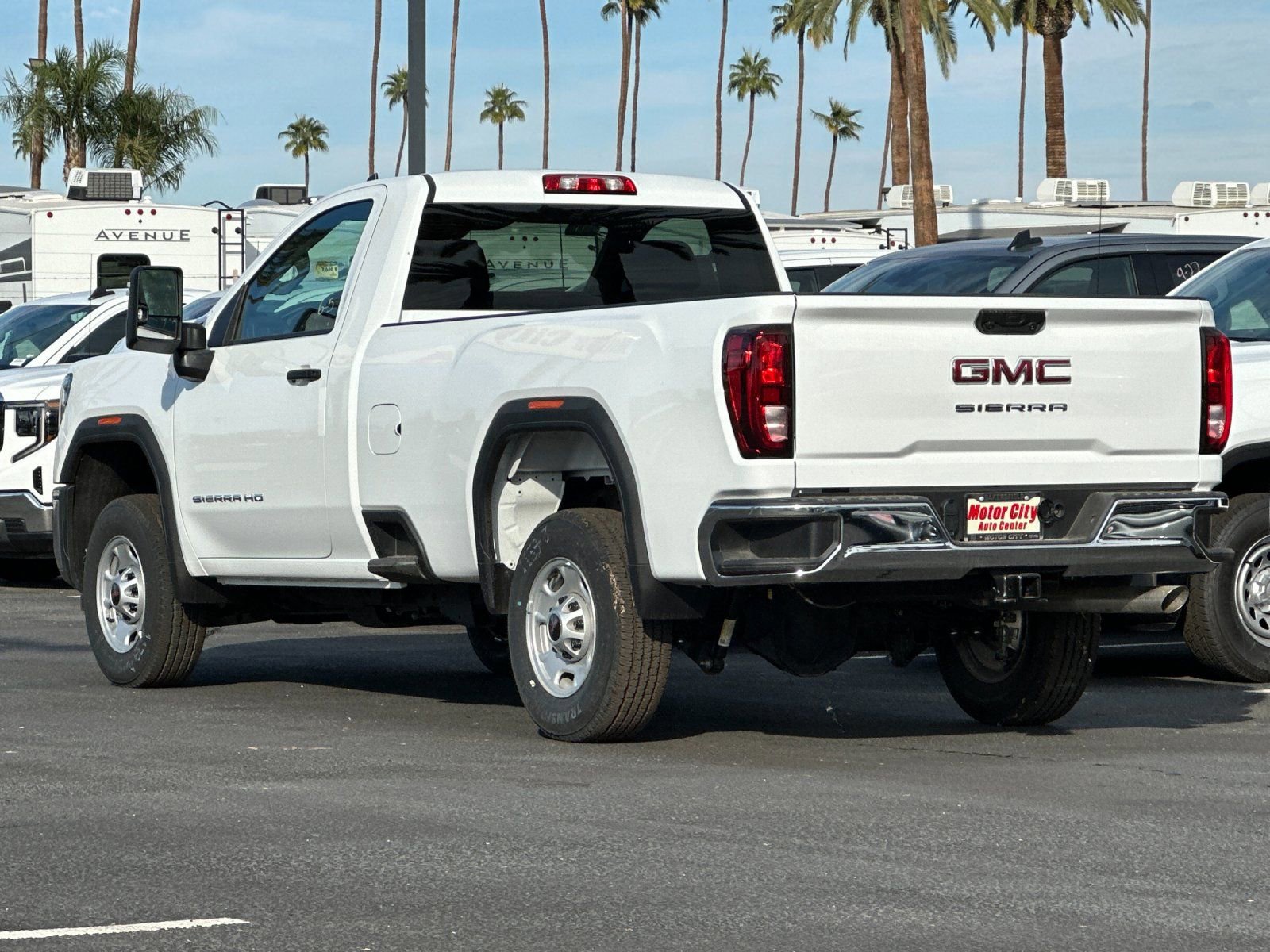 2025 GMC Sierra 2500 HD Pro photo 5