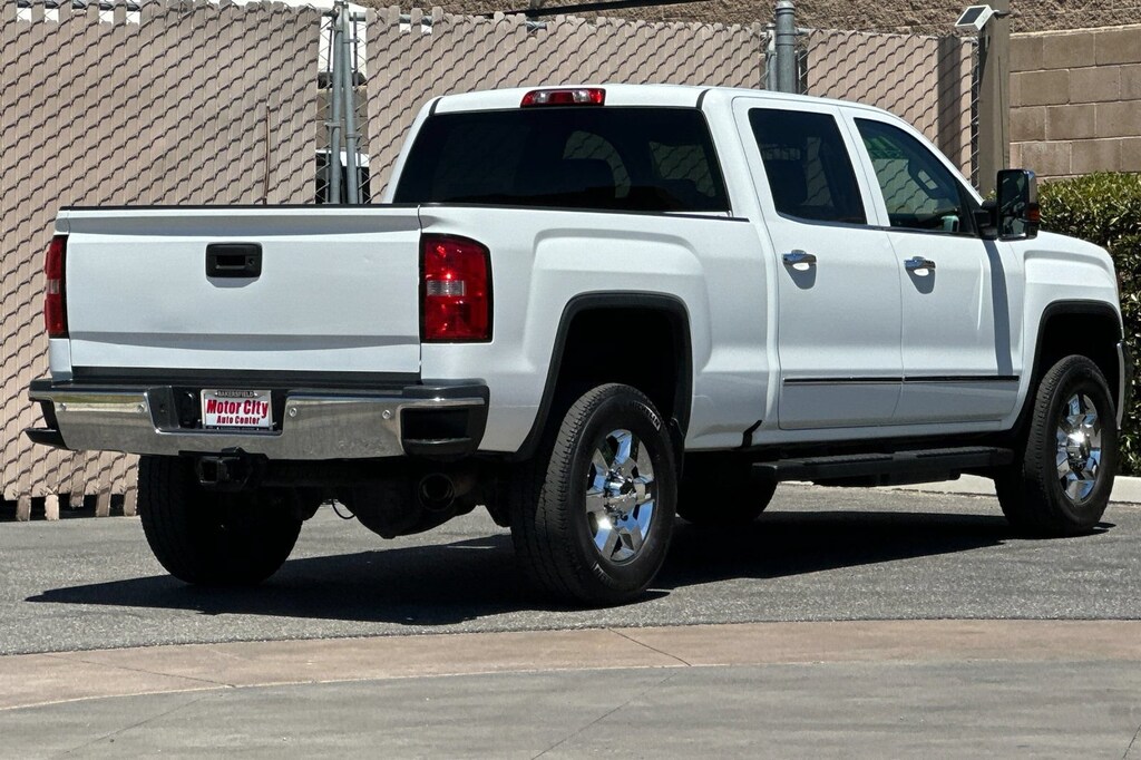 Used 2016 GMC Sierra 2500 HD SLT Truck