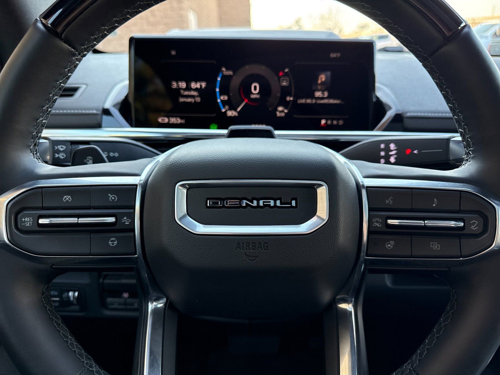 2025 GMC Sierra EV Denali - Photo 21