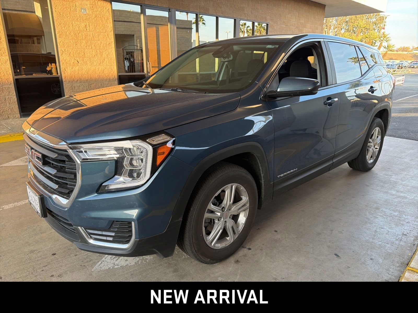 2024 GMC Terrain SLE's photo