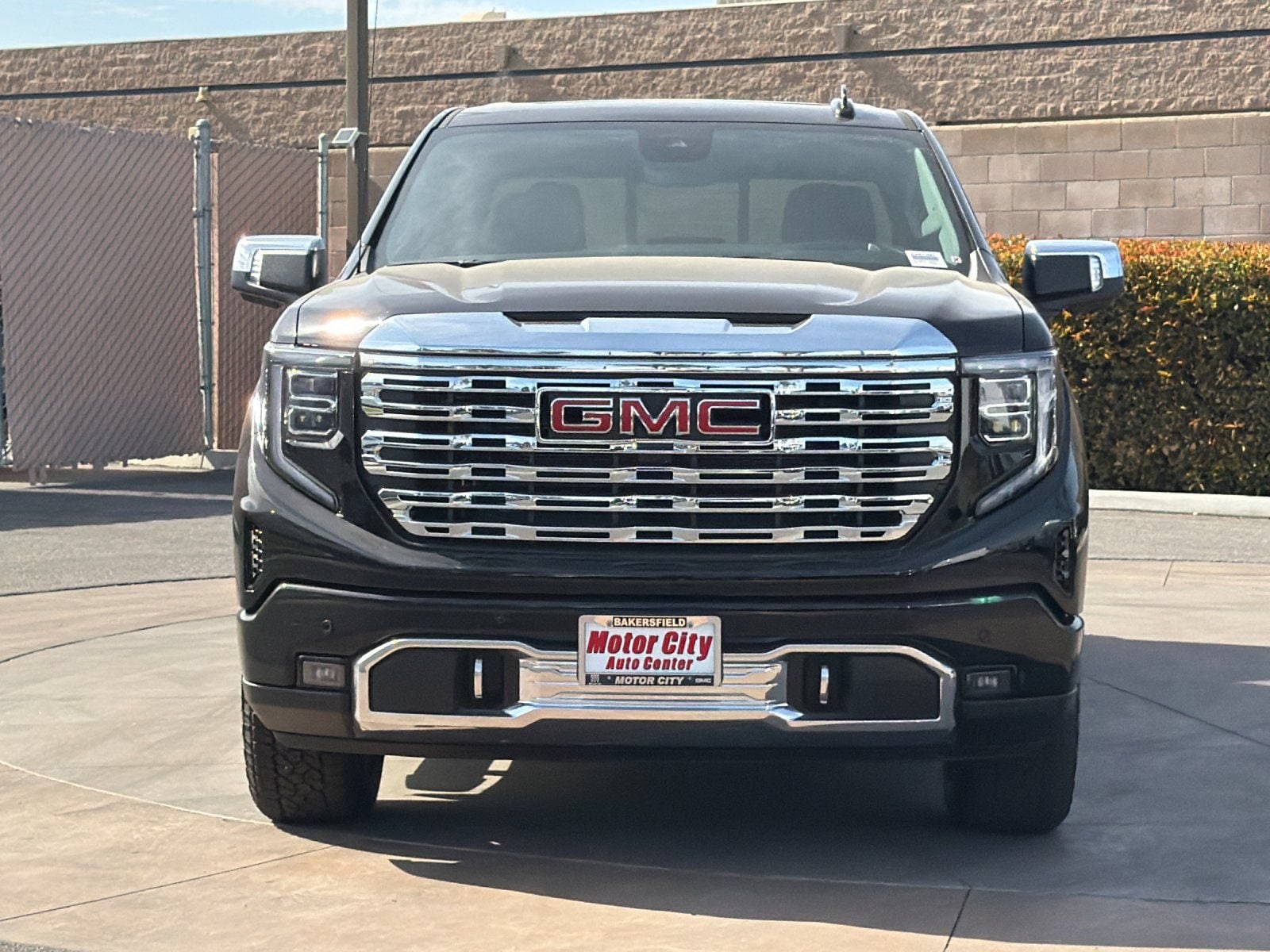 2026 GMC Sierra 1500 Denali - Photo 8