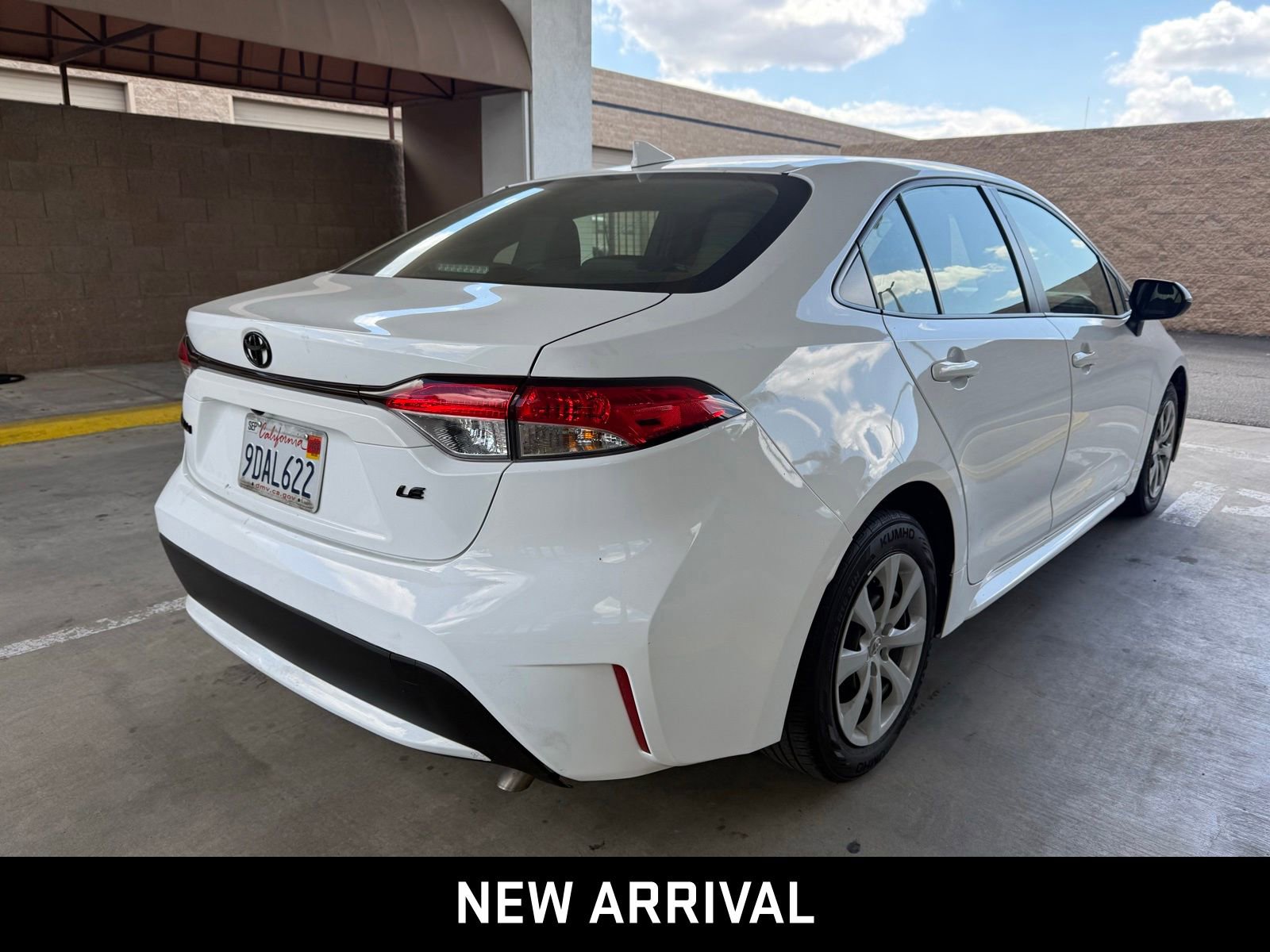 2022 Toyota Corolla LE photo 4