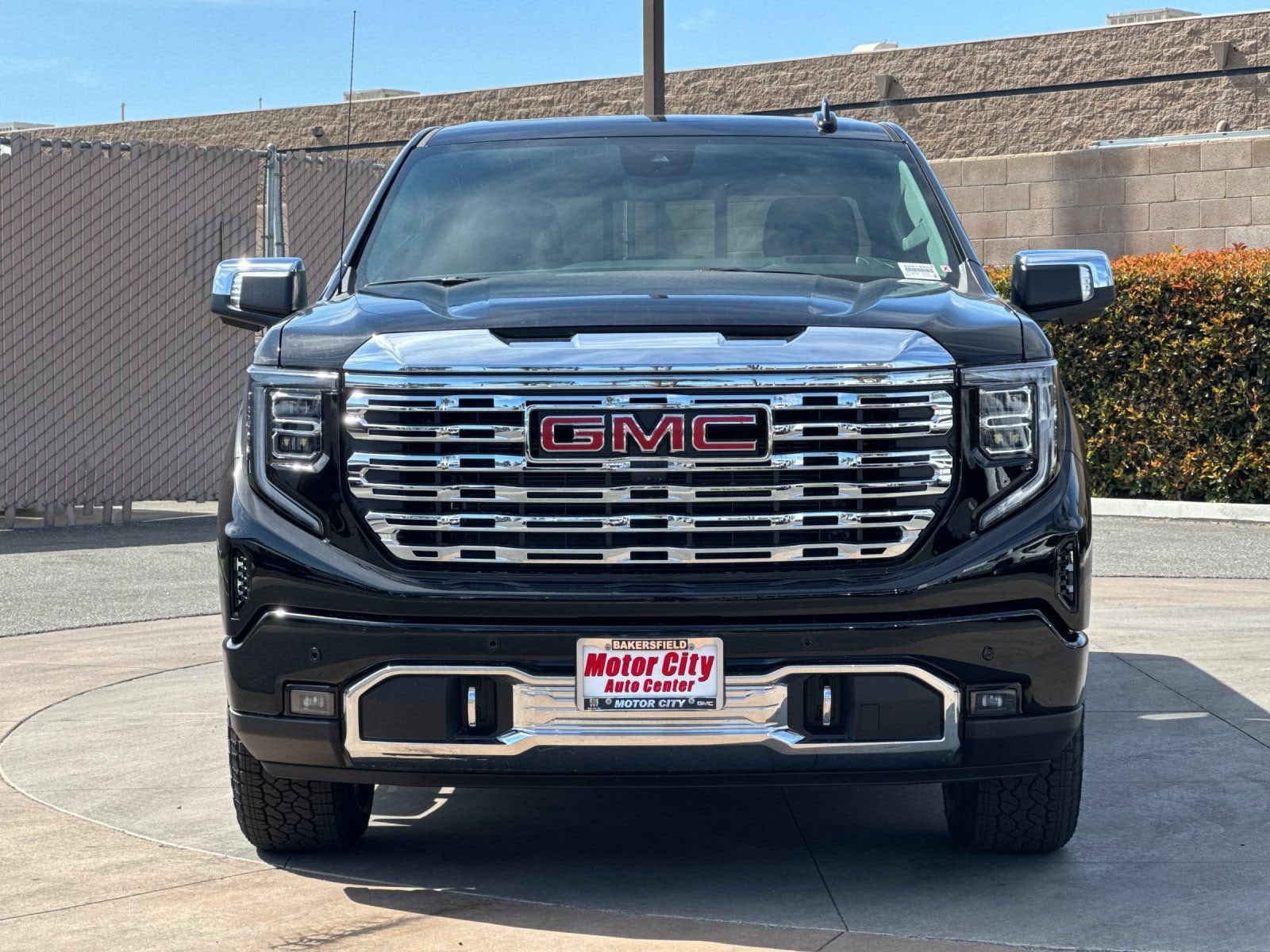 2026 GMC Sierra 1500 Denali - Photo 7