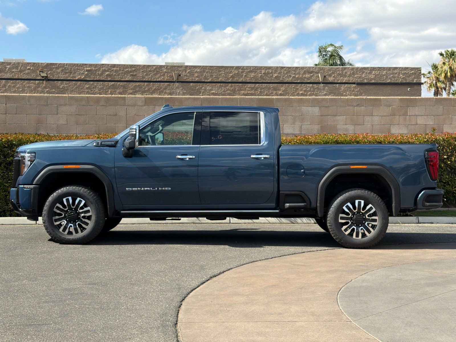 2026 GMC Sierra 2500HD Denali Ultimate - Photo 6
