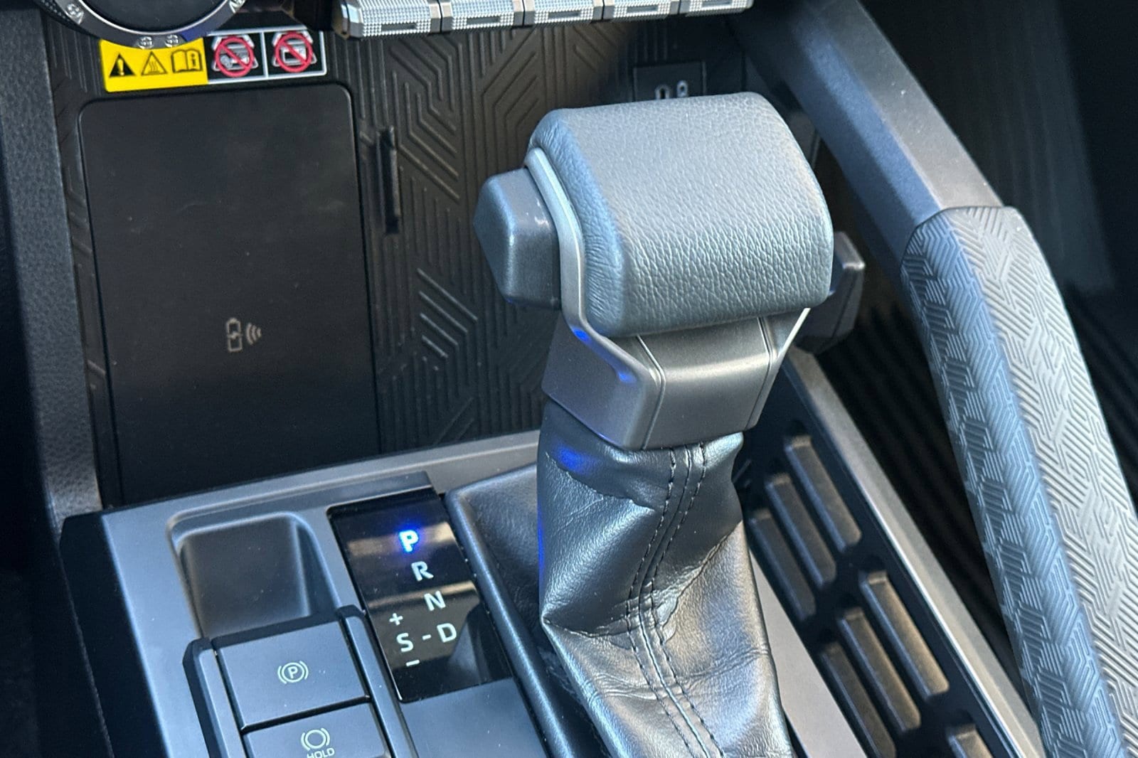 2024 Toyota Tacoma SR5 - Photo 21