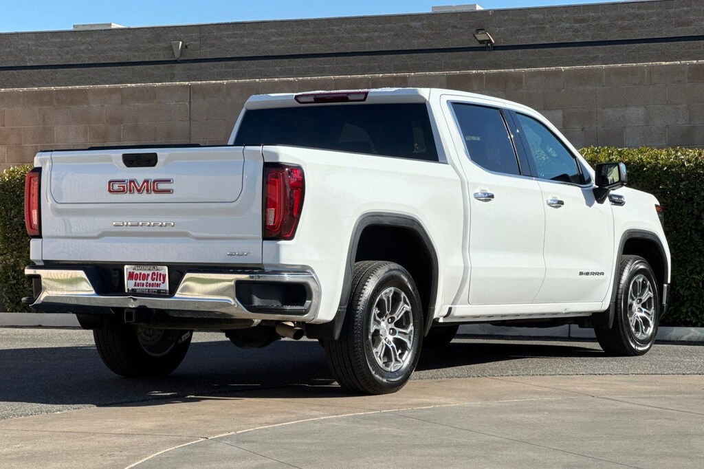 Used 2025 GMC Sierra 1500 SLT Truck