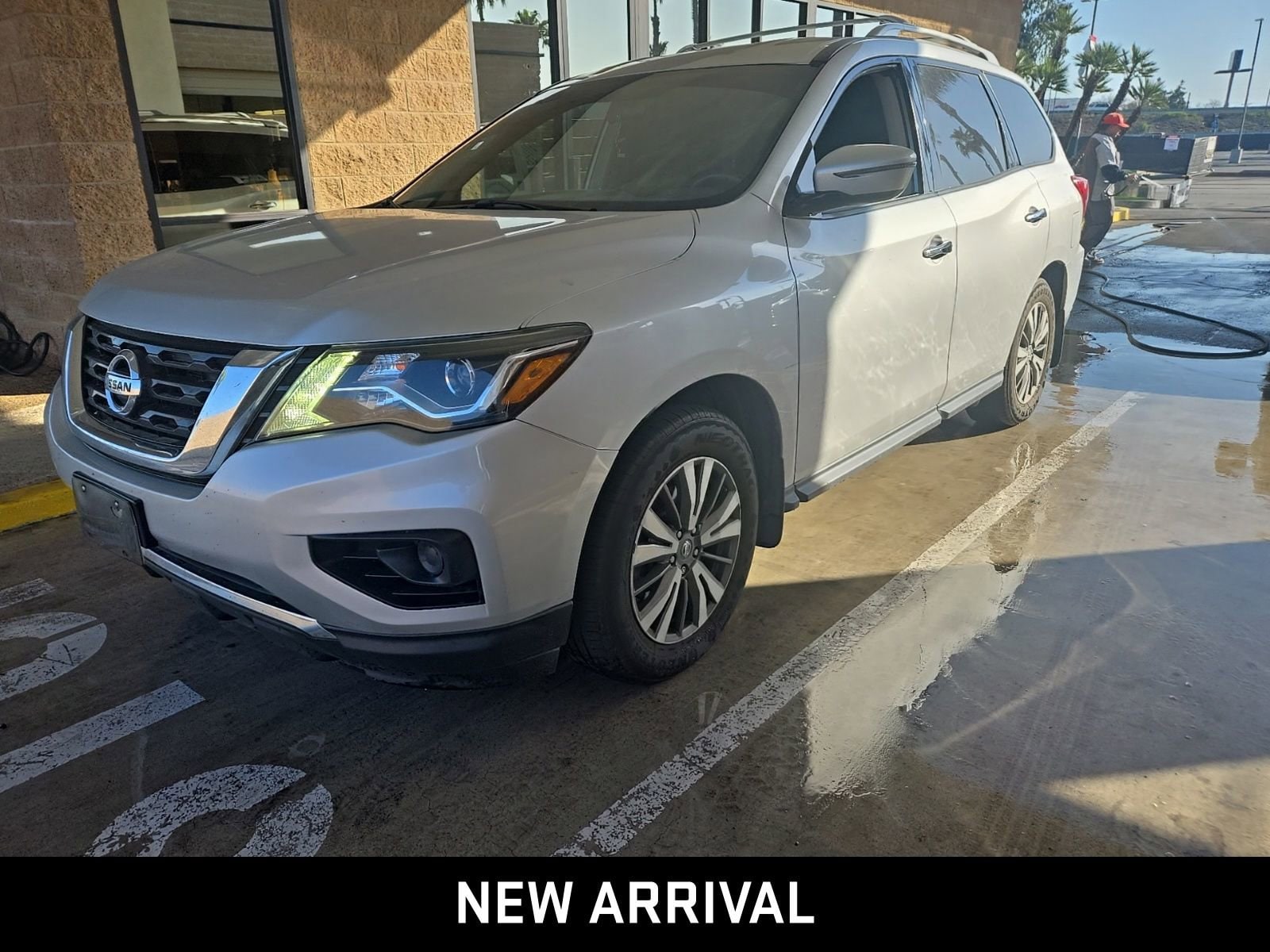 2019 Nissan Pathfinder S
