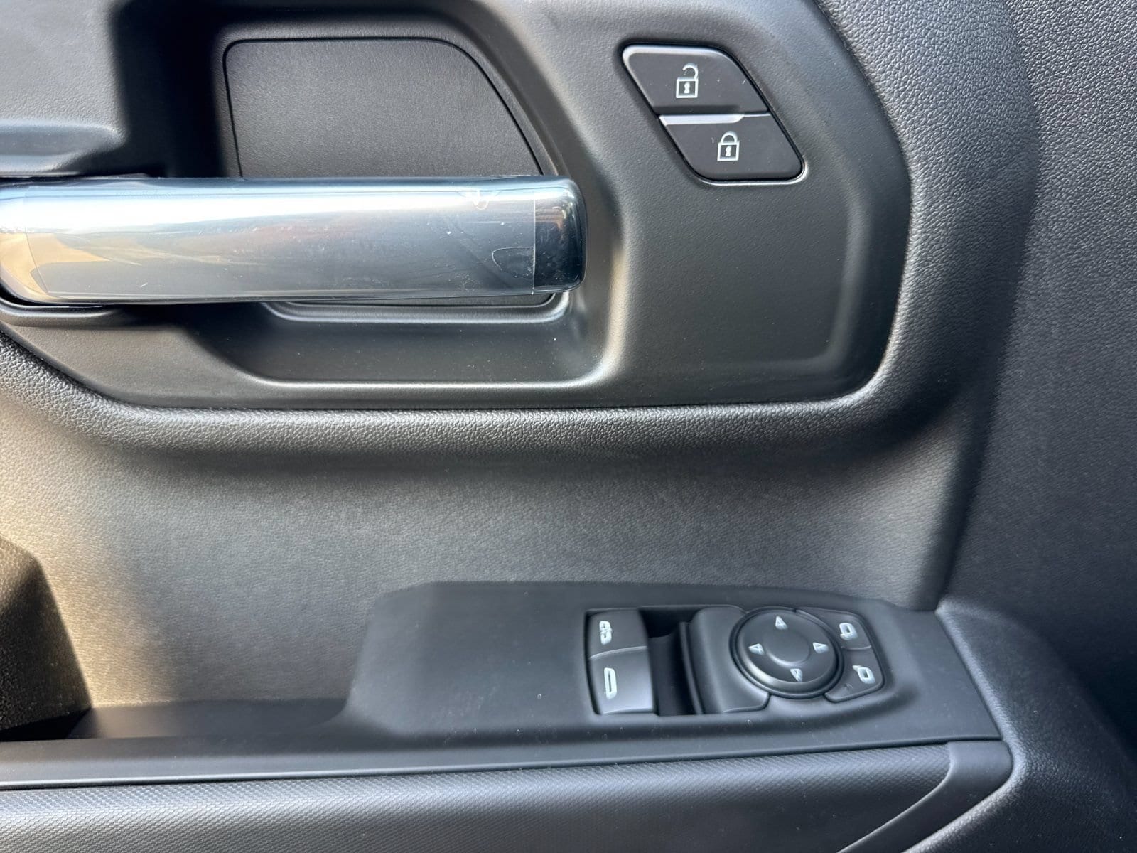 2026 GMC Sierra 1500 Pro - Photo 10