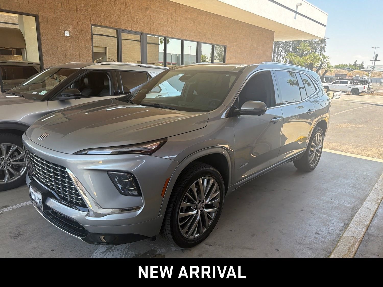 2025 Buick Enclave Avenir's photo
